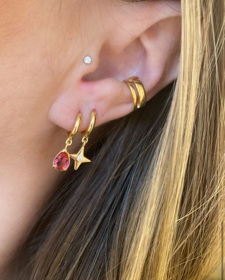 Brinco mini argola estrela