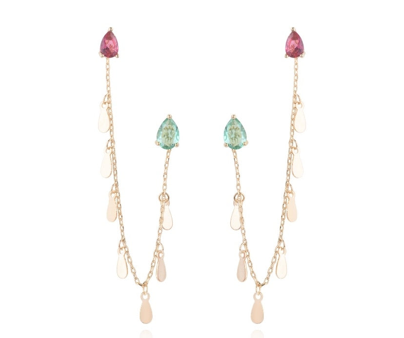 Brinco com pingente medalhas