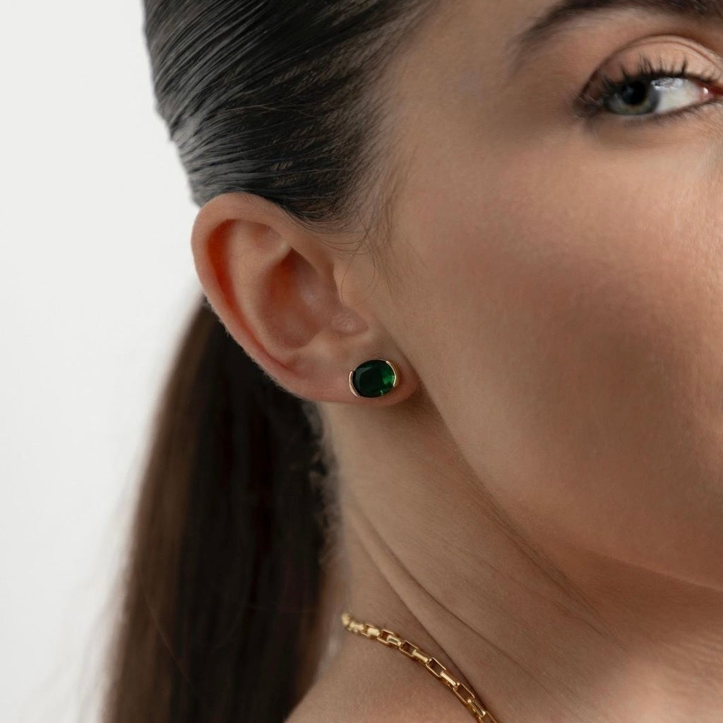 Brinco esmeralda oval