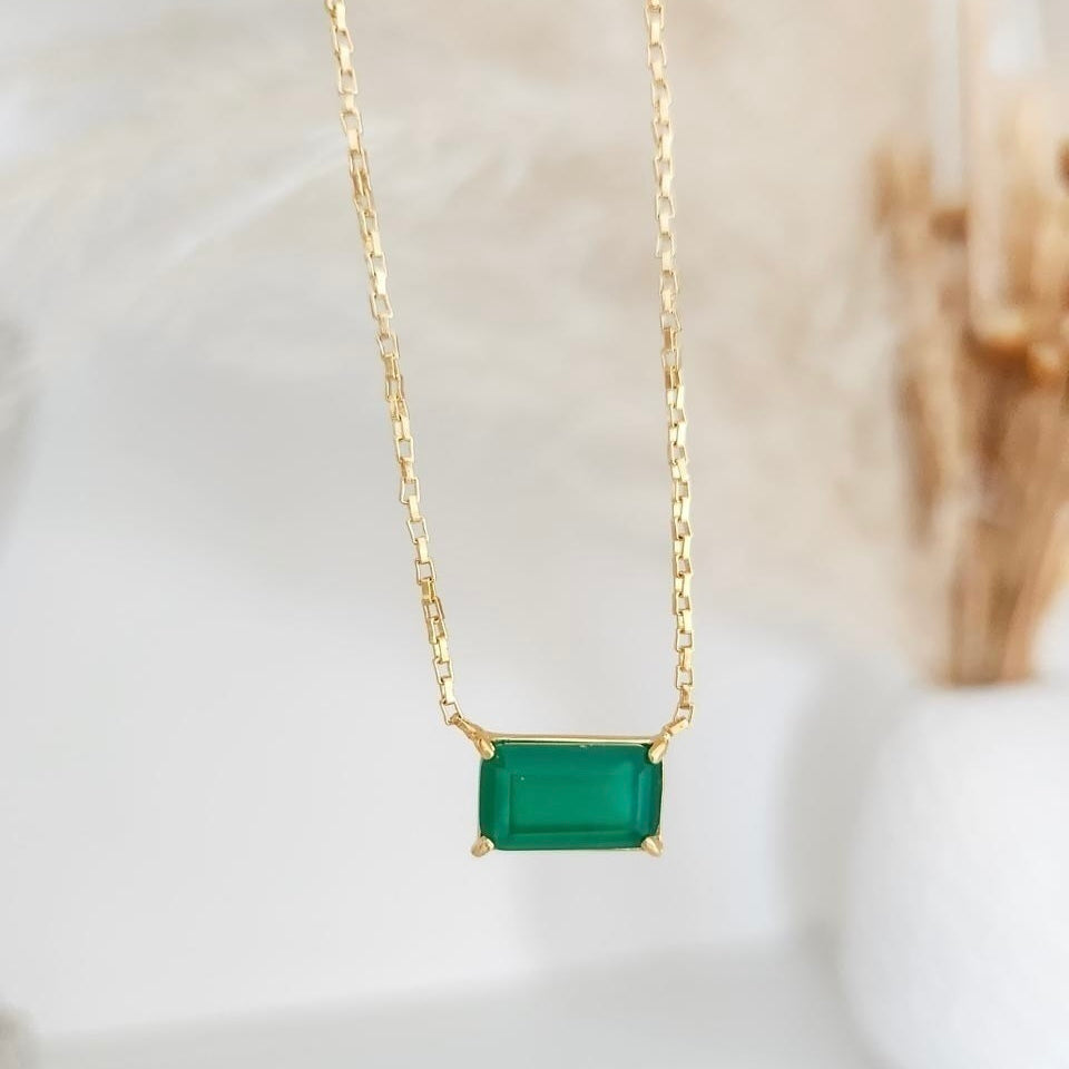 Colar correntinha Jade