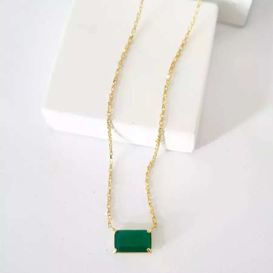 Colar correntinha Jade