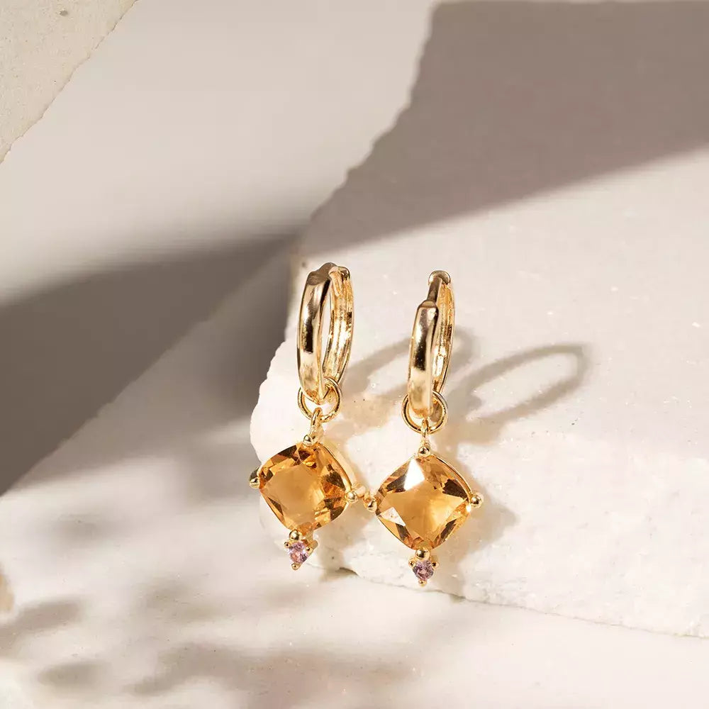 Brinco argolinha citrino