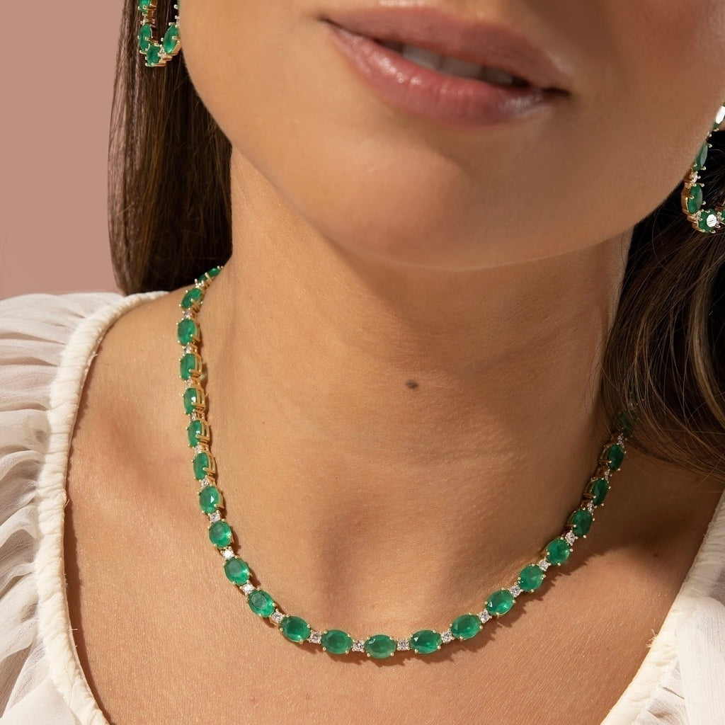 Colar riviera esmeralda