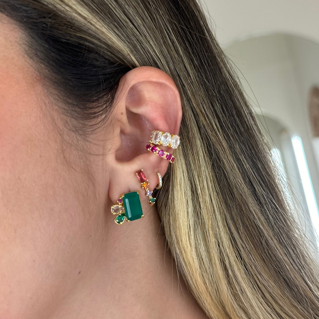 Brinco esmeralda com cristais