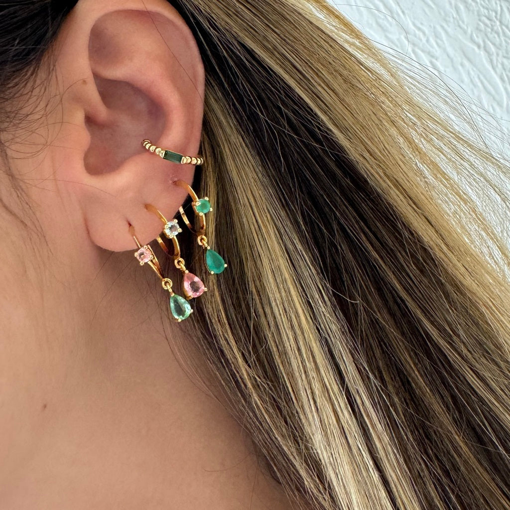 Brinco argola pingente gota